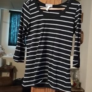 Black 3/4 length top with grey strips